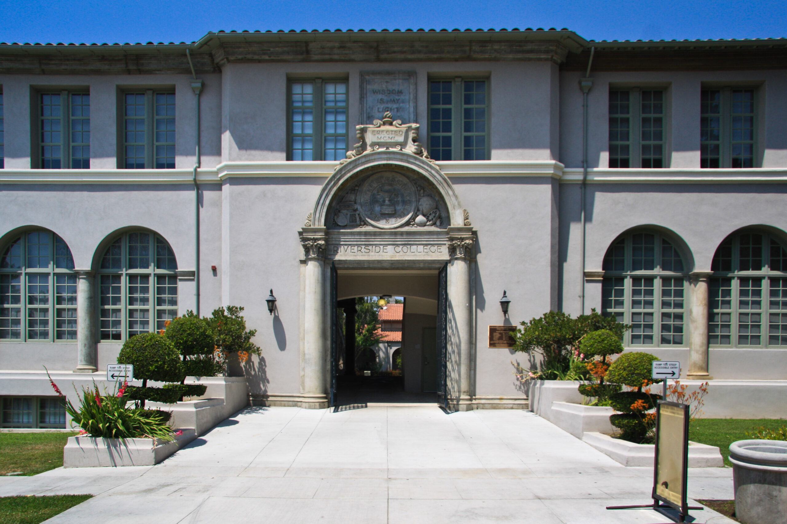 Riverside’s Rich Historic Landmarks