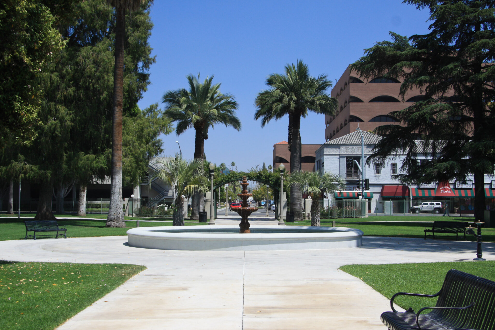 Visit Riverside